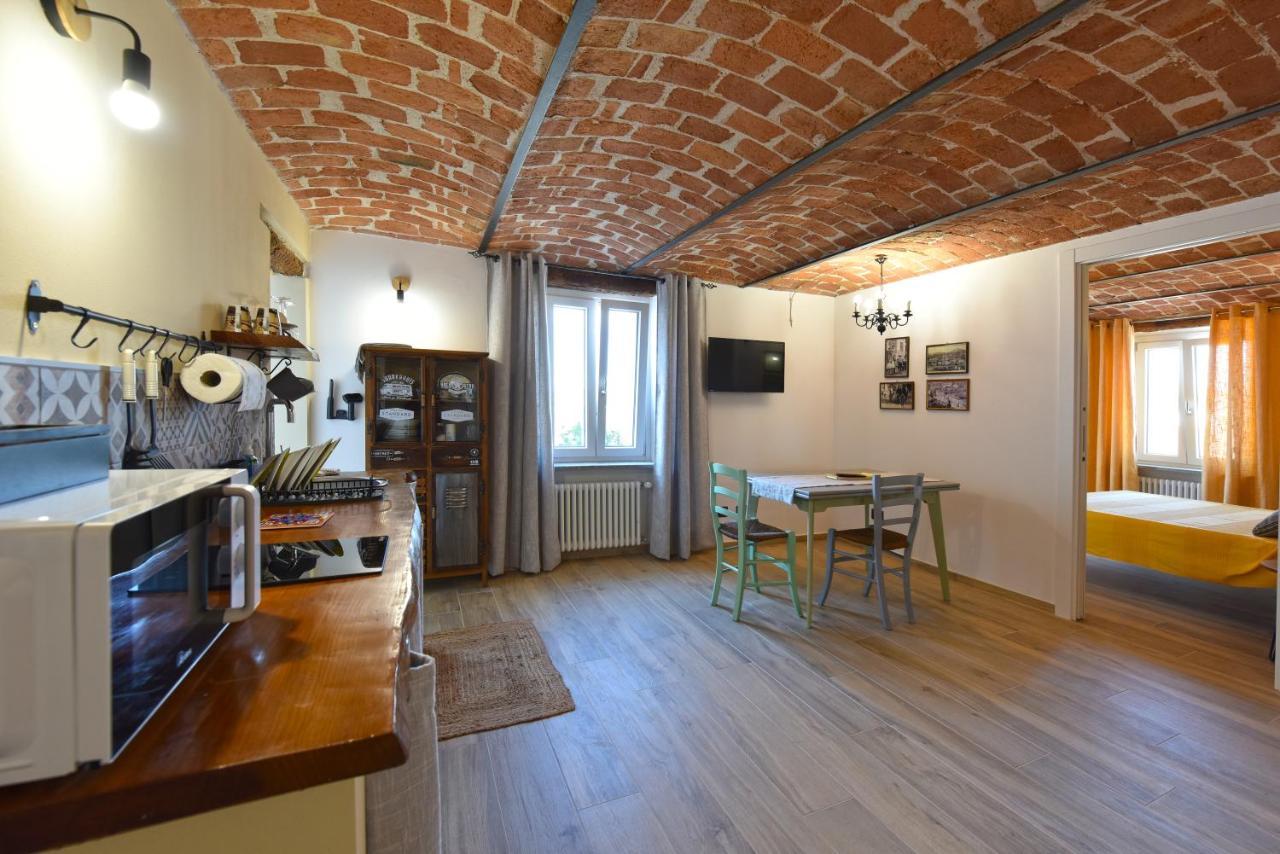 Casa Valentina 1902 Apartamento Montegrosso dʼAsti Exterior foto