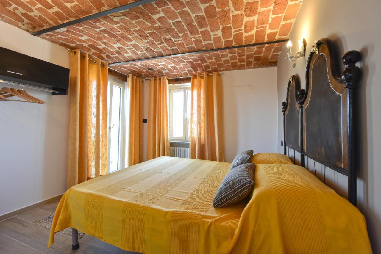 Casa Valentina 1902 Apartamento Montegrosso dʼAsti Exterior foto